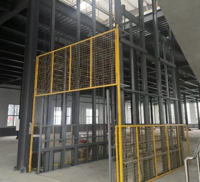 育才镇请详细介绍一下货梯安装在室外的维护方法